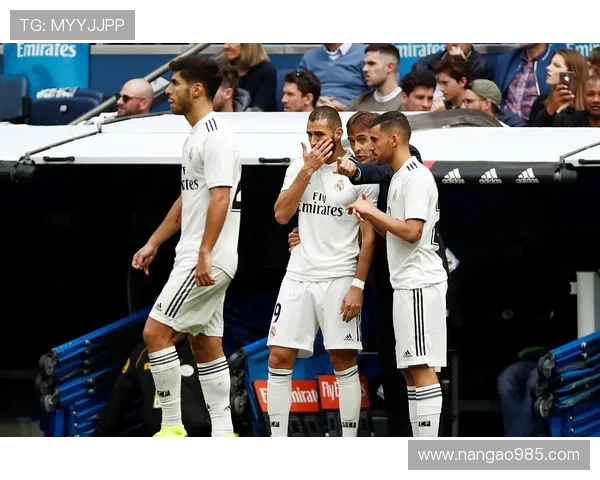 七轮不胜,佩佐拉诺:不关心帅位问题,我们本就是中下游球队 七轮不胜,佩佐拉诺:不关心帅位问题,我们本就是中下游球队