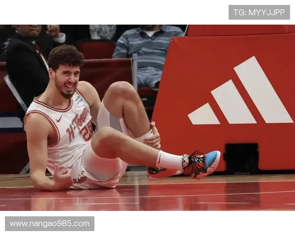 乌度卡赞KD申京末节防守问题